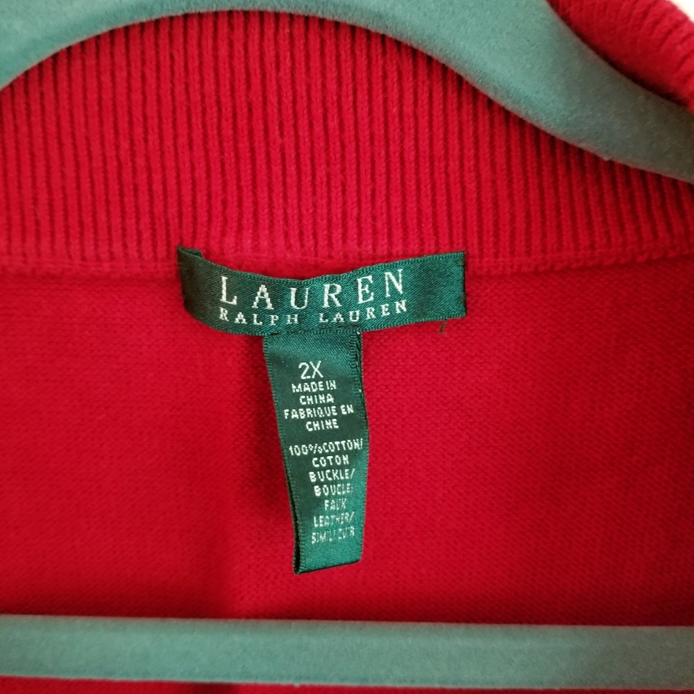 Pullover sweater